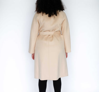 100% Cashmere Long Overcoat with Bathrobe-Inspired Design and Suit Collar CA006 - Beige